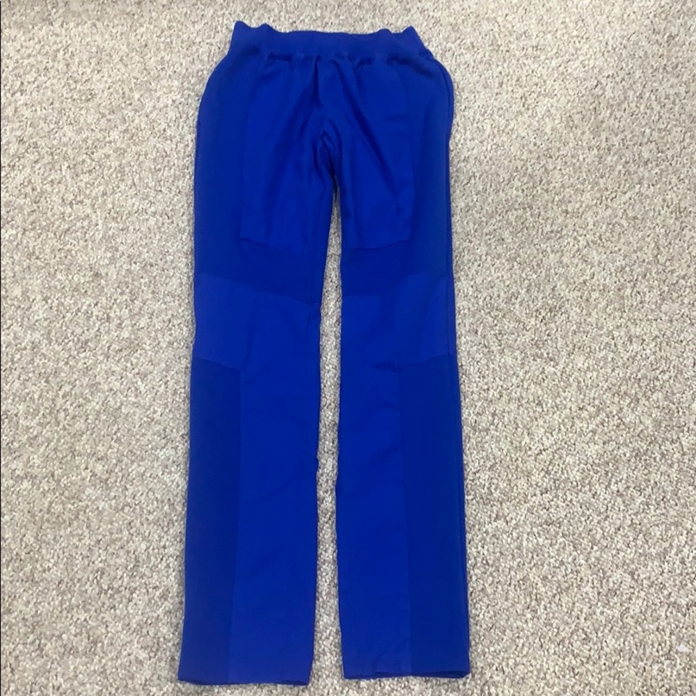 Jaanuu scrub pants